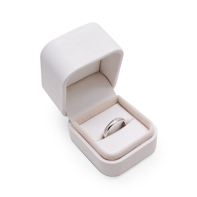 Штемпелевать серебра коробки обручального кольца магнитной шкатулки для драгоценностей бархата CMYK 4C кожаный
